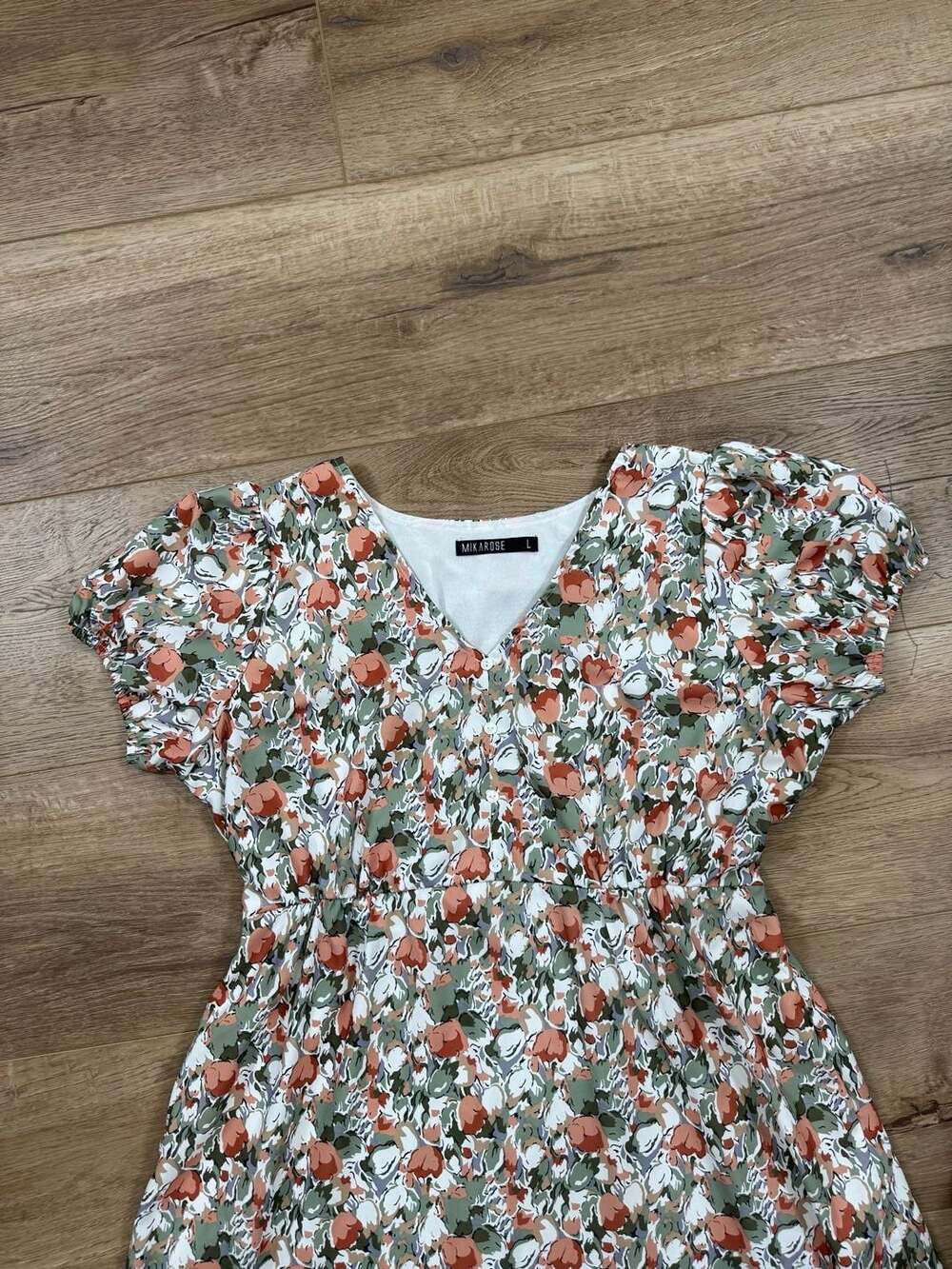 Mikarose Floral V-Neck Midi Dress Women’s Large Modest Short Sleeve Lined - Picture 3 of 15